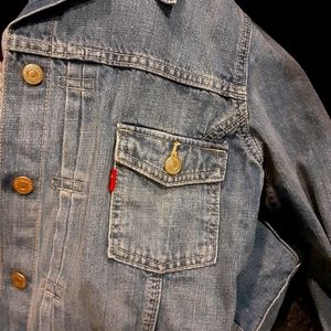 Levi's crop jean jacket XL
